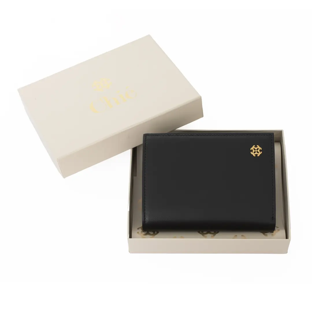Chic Bifold Card Holder for Ladies
